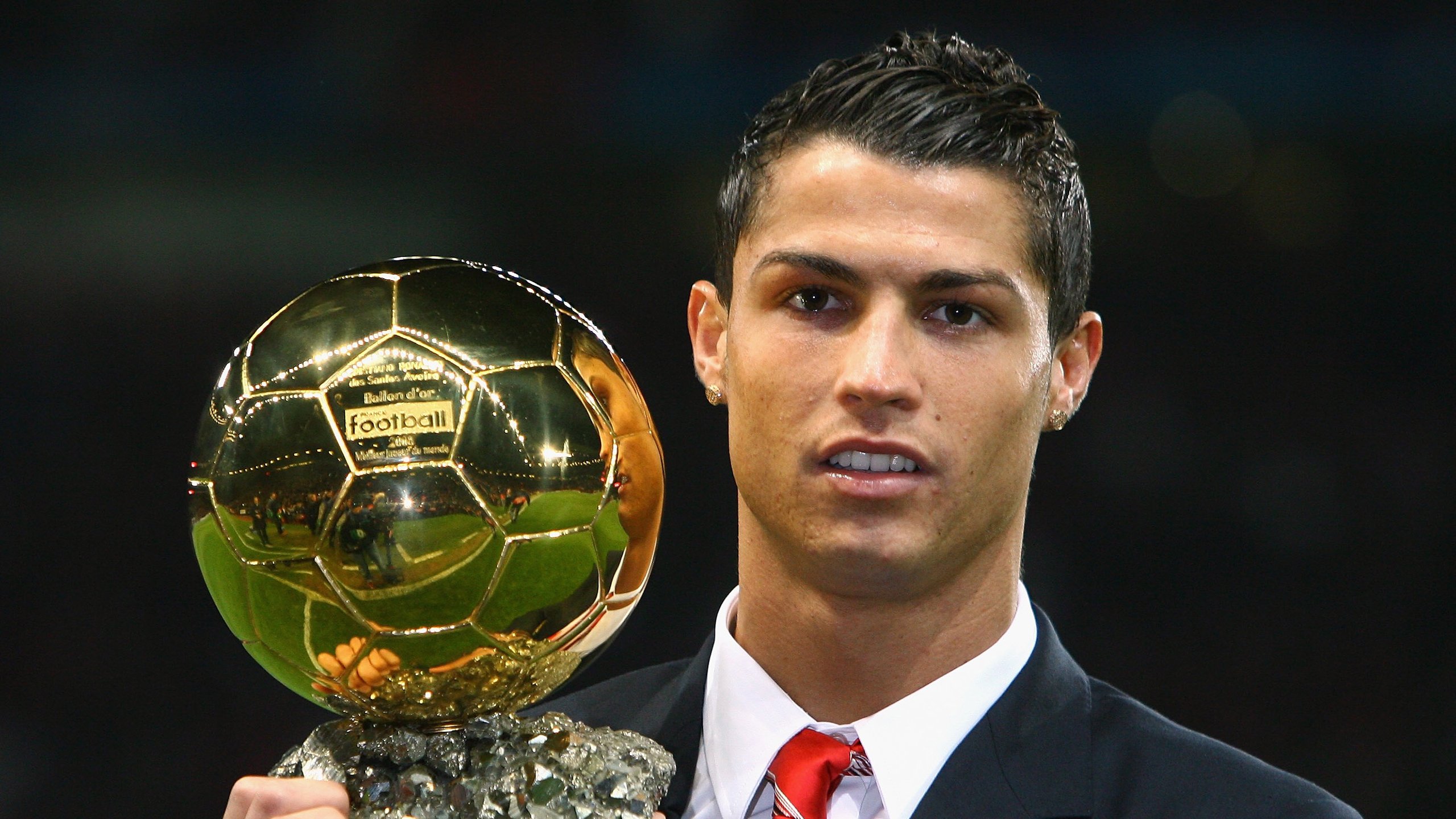 九游体育登陆-绝杀“定海神针”：那些瞬间改变欧冠历史的终结者